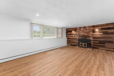 Living - 126 Scott Cir, Dedham, MA 02026 photo 7 of 9