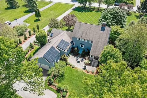 134 Reed Farm Rd, Boxborough, MA 01719