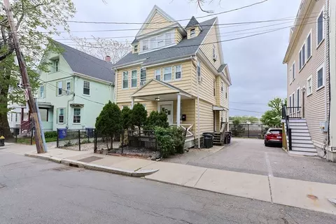 14 Wadsworth St, Boston, MA 02134
