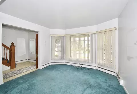 23 Bemis St, Chicopee, MA 01013 photo 11