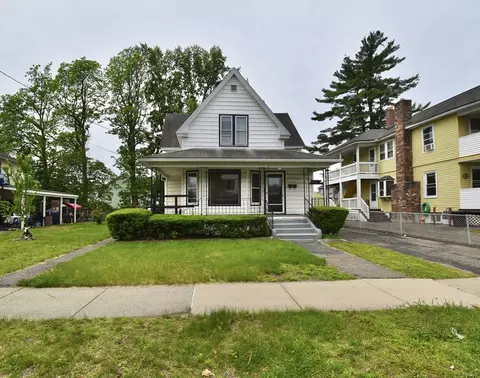 23 Bemis St, Chicopee, MA 01013 photo 3