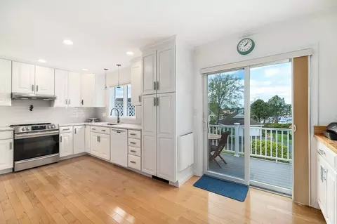 17 Raven Ln #2-B, Gloucester, MA 01930