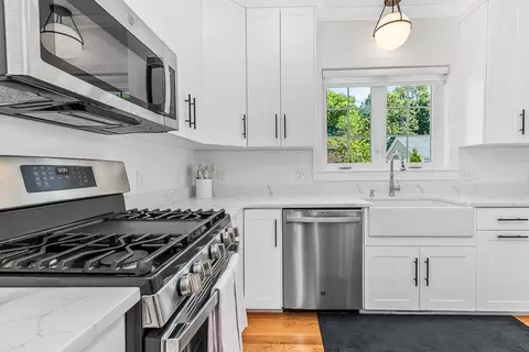 102 Jefferson St, Dedham, MA 02026 photo 24