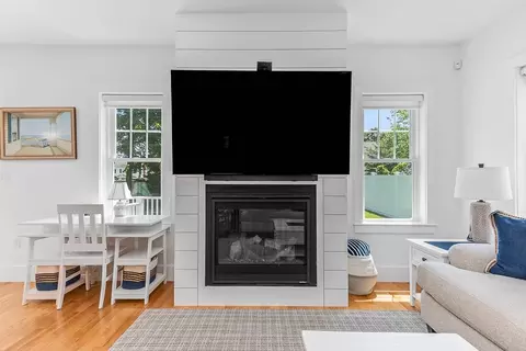 102 Jefferson St, Dedham, MA 02026 photo 14