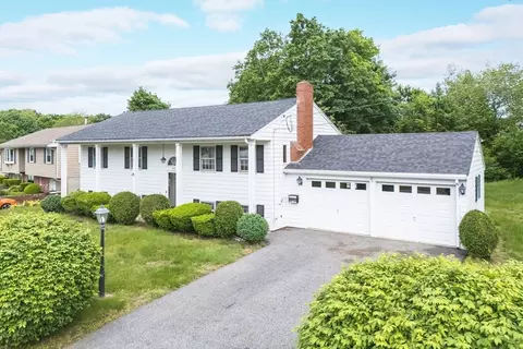 28 Marks Rd, Weymouth, MA 02189