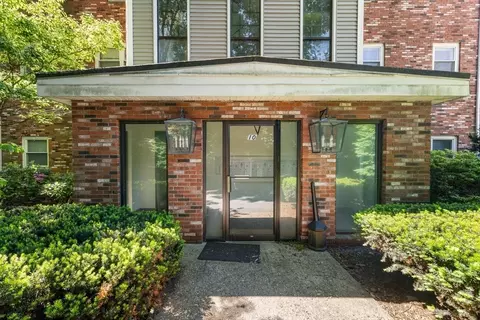 10 Beacon St #105, Woburn, MA 01801