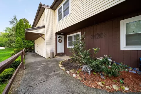 27 Mason Ct #27, Amesbury, MA 01913