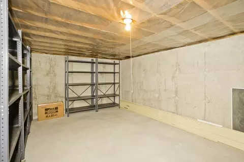 51 Hardy St, Springfield, MA 01129 photo 37