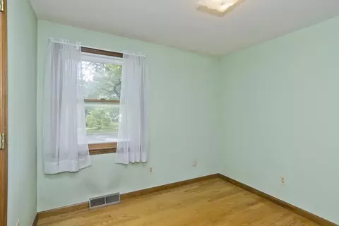 51 Hardy St, Springfield, MA 01129 photo 29