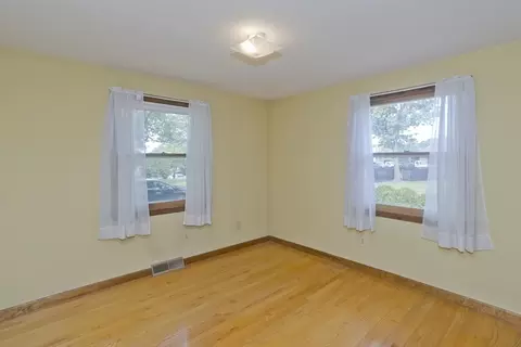 51 Hardy St, Springfield, MA 01129 photo 26