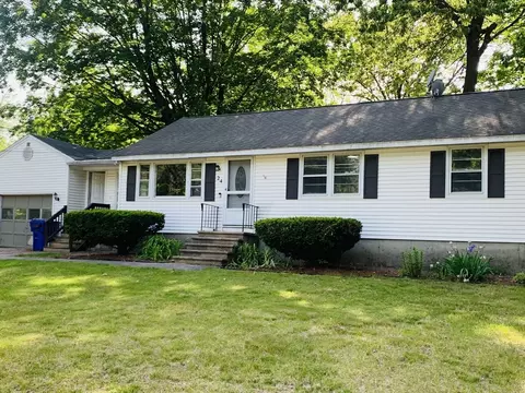 24 Radcliffe Dr, Hudson, NH 03051