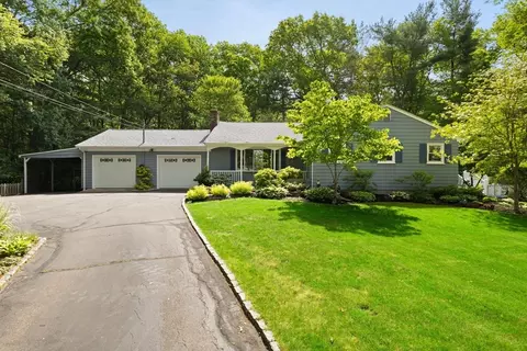 5 Valeda # -R, Rehoboth, MA 02769