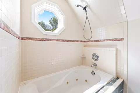 17 S High St, Ashburnham, MA 01430 photo 22