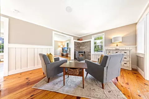 17 S High St, Ashburnham, MA 01430 photo 9