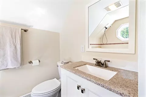 17 S High St, Ashburnham, MA 01430 photo 23