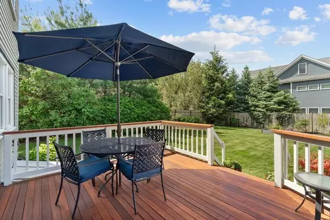 104 Pine Grove St, Needham, MA 02494 photo 11