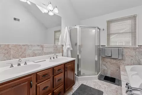 104 Pine Grove St, Needham, MA 02494 photo 15