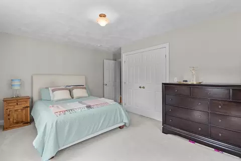 104 Pine Grove St, Needham, MA 02494 photo 16