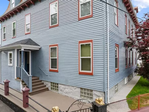 186 John St, Fall River, MA 02721 photo 8