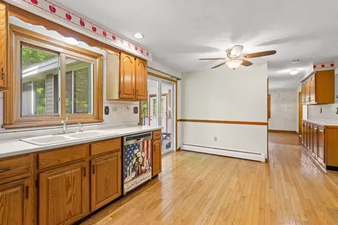 Kitchen - 11 Beechtree Cir, Wakefield, MA 01880 photo 3 of 3