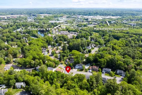 View/Area - 11 Beechtree Cir, Wakefield, MA 01880 photo 2 of 6