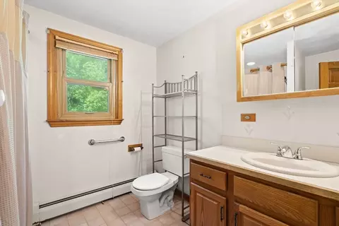 Bath - 11 Beechtree Cir, Wakefield, MA 01880 photo 2 of 3