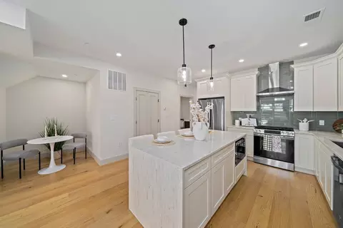 59 Falcon St #1, Boston, MA 02128