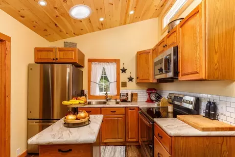 Kitchen - 1 King Rd, Phillipston, MA 01331 photo 2 of 2