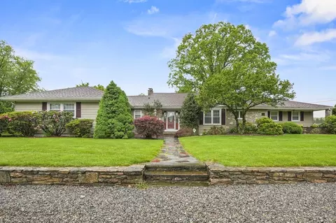 1 Vincent Rd, Grafton, MA 01536
