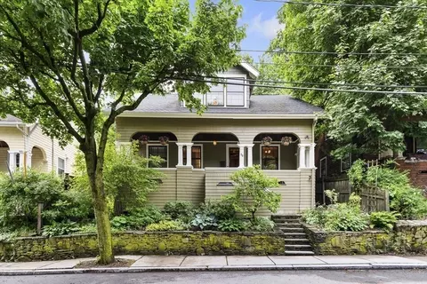 36 Nonantum St, Boston, MA 02135