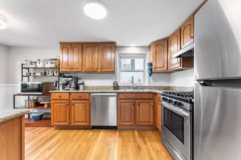 19 Sprague St, Dedham, MA 02026 photo 6