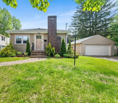 19 Sprague St, Dedham, MA 02026
