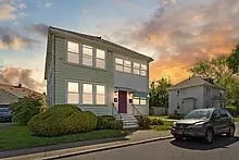 13 Raymond Rd, Salem, MA 01970