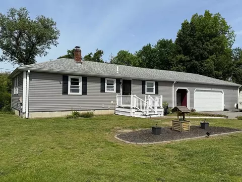 625 Middleboro Ave, Taunton, MA 02718