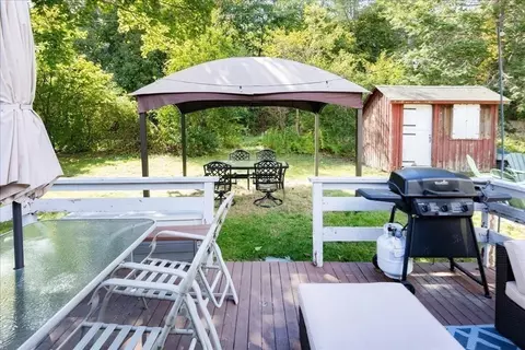 34 Roosevelt Ave, Danvers, MA 01923 photo 22
