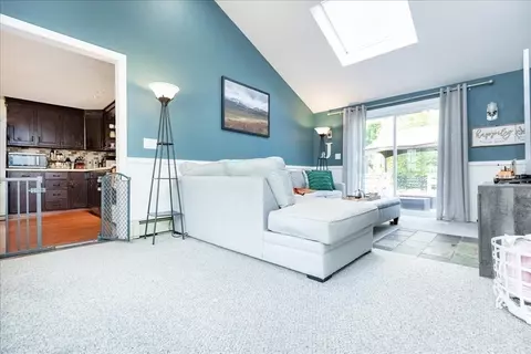 34 Roosevelt Ave, Danvers, MA 01923 photo 6