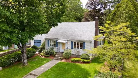 48 Winford Way, Winchester, MA 01890
