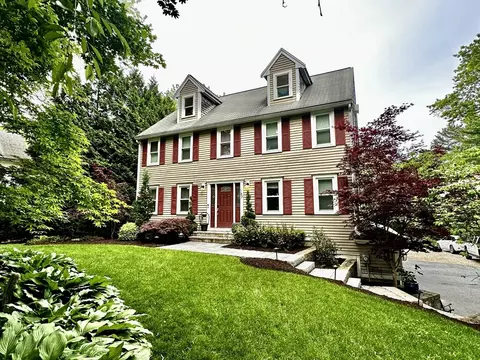 147 Summer St, Kingston, MA 02364