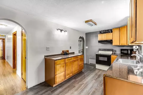 59 Kulig St, Springfield, MA 01104 photo 10