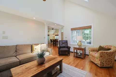 Living - 786 E Washington St, Hanson, MA 02341 photo 3 of 4