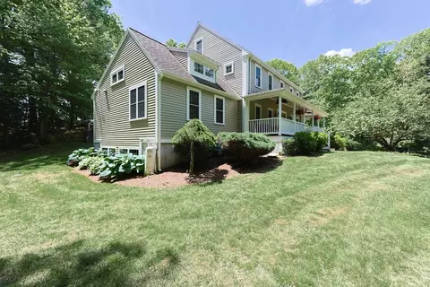 Exterior - 786 E Washington St, Hanson, MA 02341 photo 3 of 11