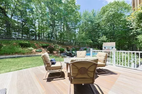 Exterior - 786 E Washington St, Hanson, MA 02341 photo 7 of 11