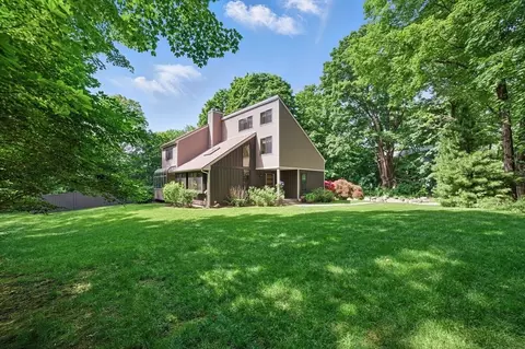 224 East St, Sharon, MA 02067