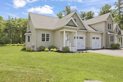 20 Santana Way #20, Carver, MA 02330