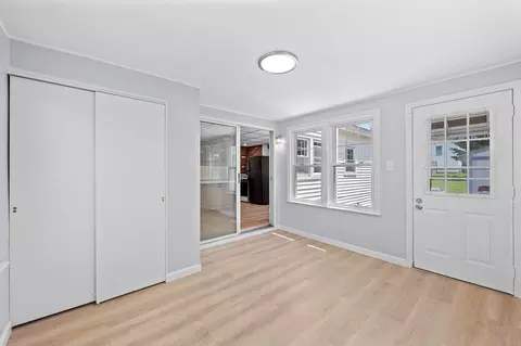 11 Shale St, Worcester, MA 01604 photo 17