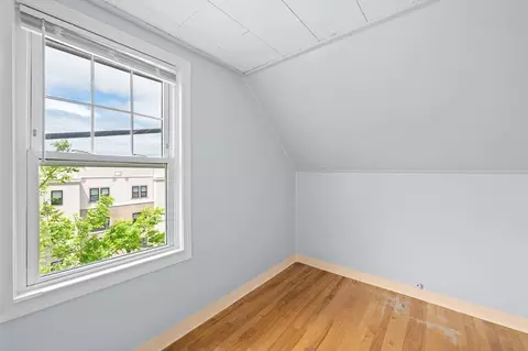 11 Shale St, Worcester, MA 01604 photo 29