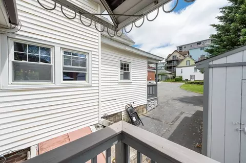 11 Shale St, Worcester, MA 01604 photo 32