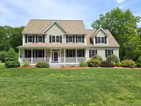 54 Indian Ridge Rd S, Holliston, MA 01746