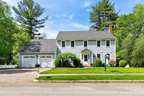 51 Lilah Ln, Reading, MA 01867
