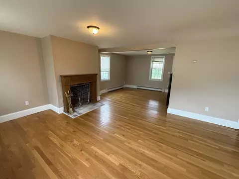 60 Chapin St, Fall River, MA 02724 photo 4